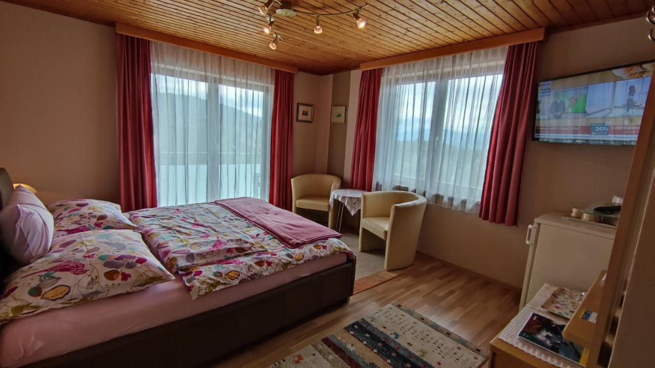 Ferienparadies Gutounik Pörtschach am Wörthersee エクステリア 写真